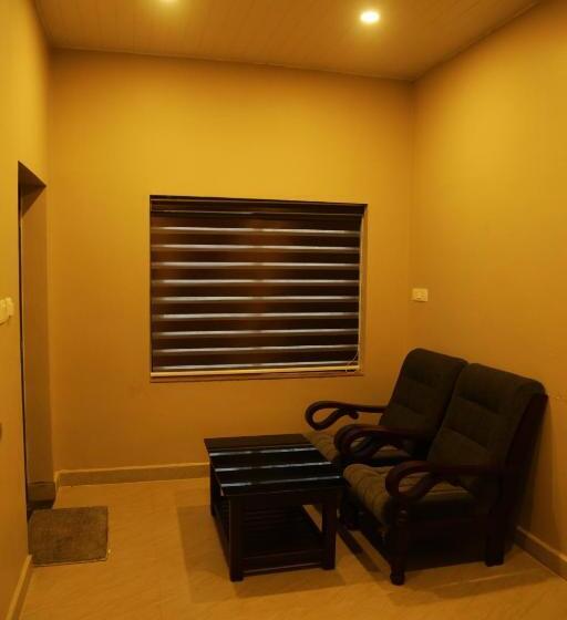 סוויטת ג'וניור, Ceecee Grand Resort