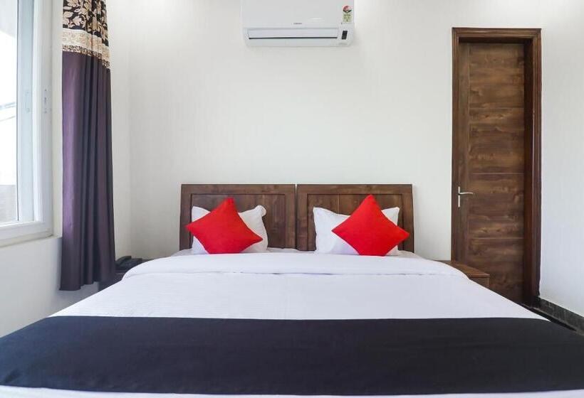 Quarto Estandar, Collection O Green Leaf Residency