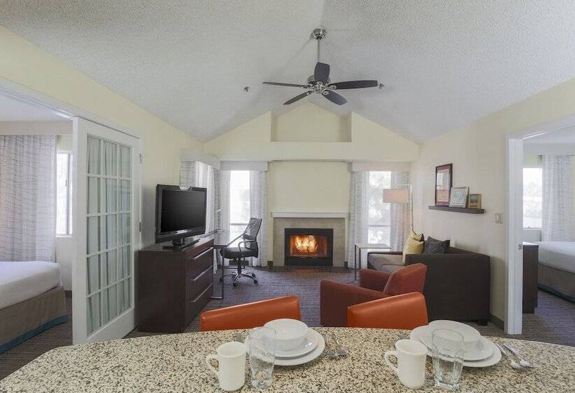 침실 2개 스위트, Residence Inn Bakersfield