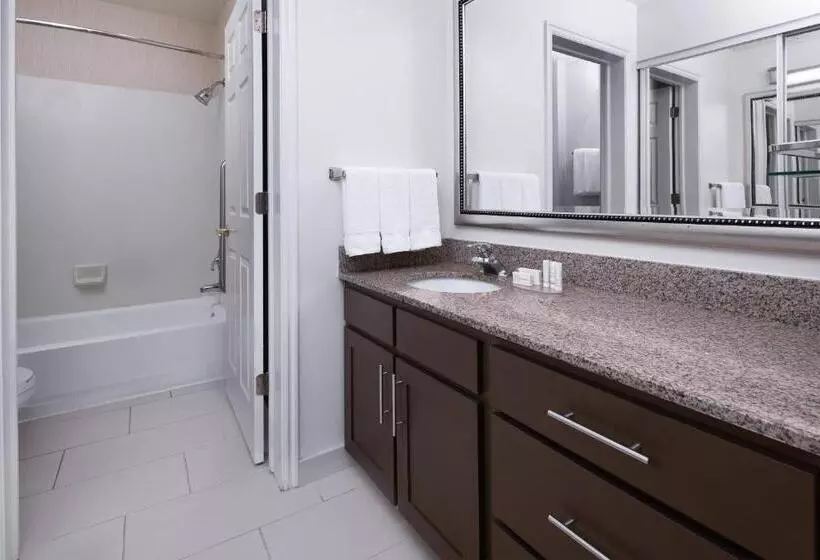 キングサイドベッドのスタンダードワンルーム, Residence Inn By Marriott Provo