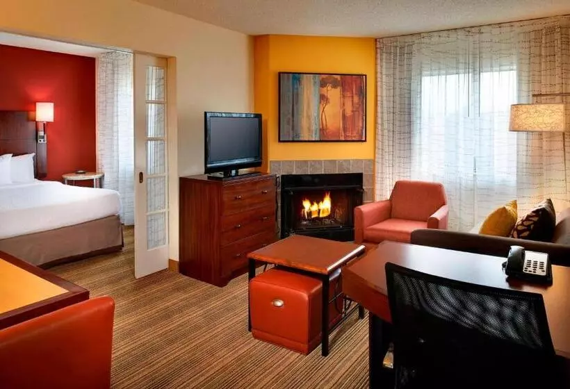 ２ベッドスイートルーム, Sonesta Es Suites Detroit Warren