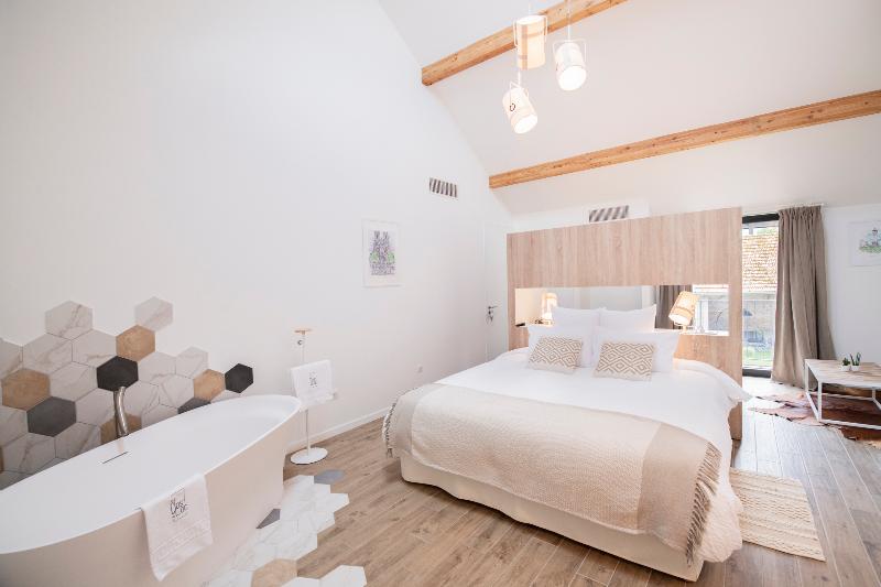 סוויטה מותאמת לאדם עם מוגבלויות, Sonesta Es Suites Detroit Warren