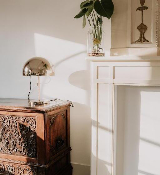 غرفة ديلوكس سرير كينج, Brass