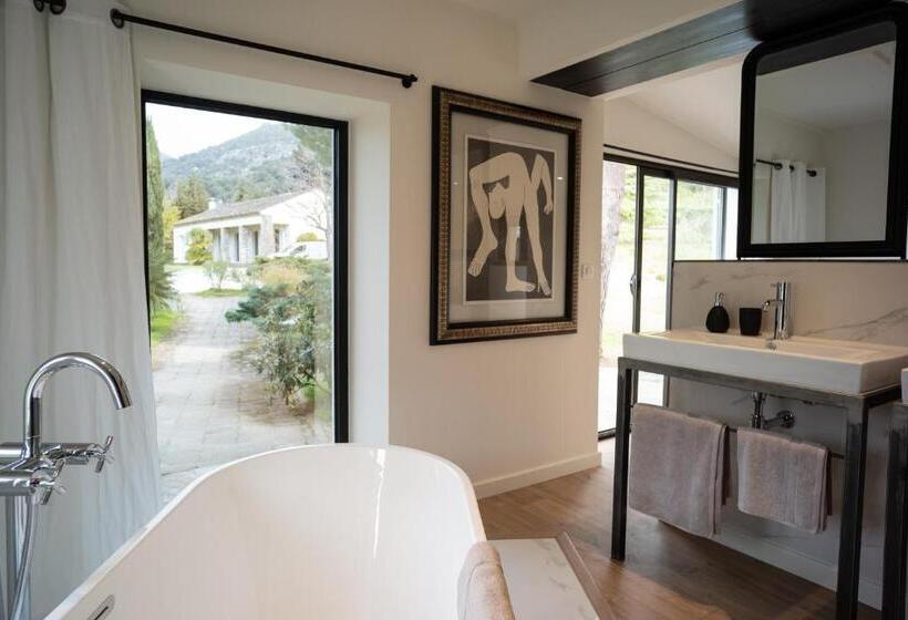 Люкс Deluxe Кровать Кинг, Villa Milanu