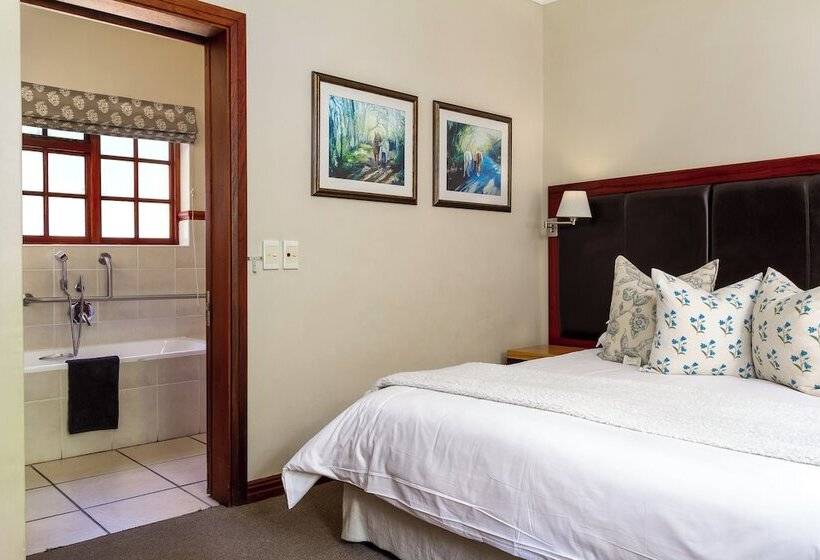 غرفة قياسية, Noordhoek Village