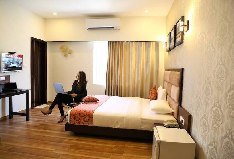 Quarto Executivo Cama King, The Continentti Whitefield