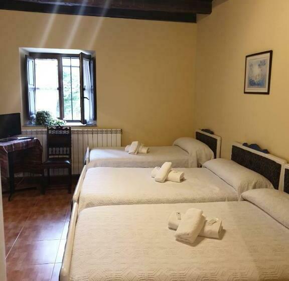 Номер Стандарт Трехместный, Palacio Del Conde De Rebolledo