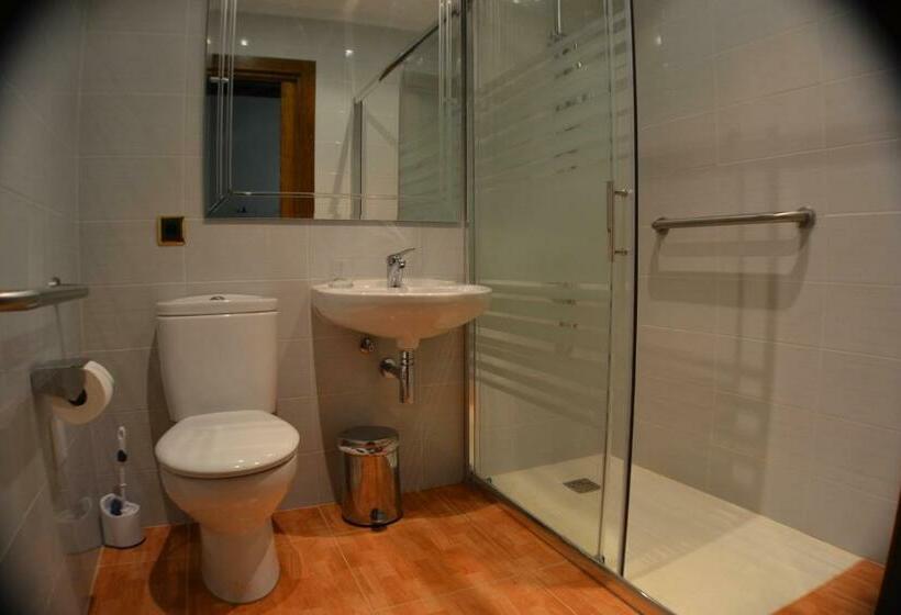 Семейный Номер, Palacio Del Conde De Rebolledo