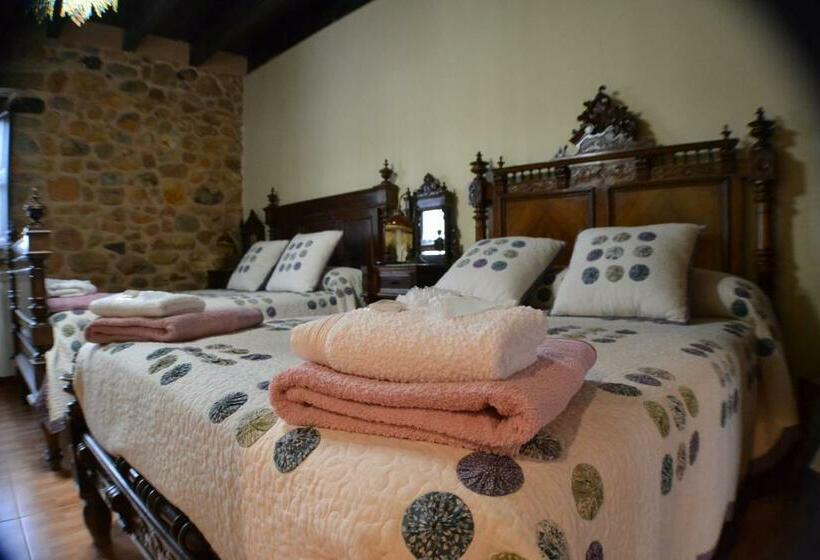 Семейный Номер, Palacio Del Conde De Rebolledo