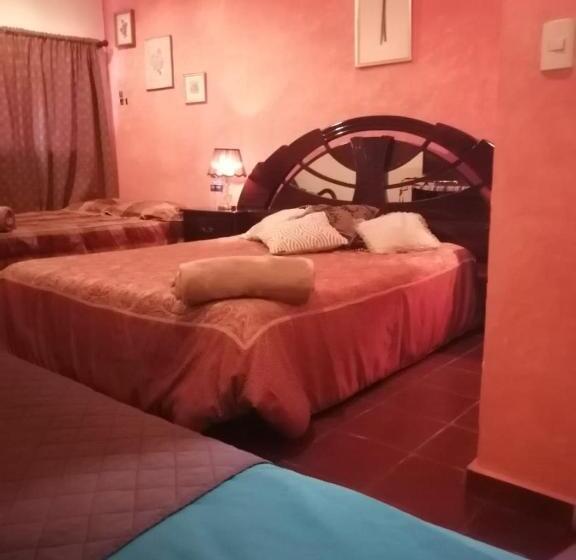 غرفة كلاسيكية رباعية, Portal De Los Farolitos