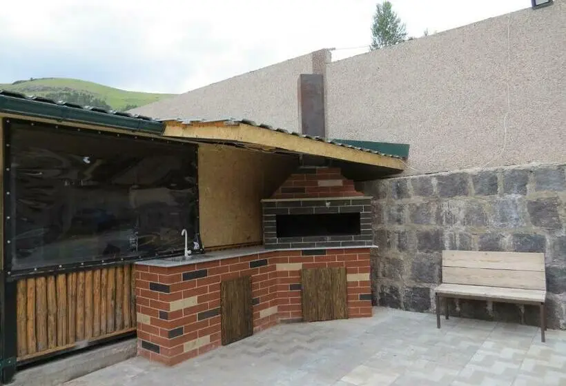 اتاق لوکس, Alaska Resort