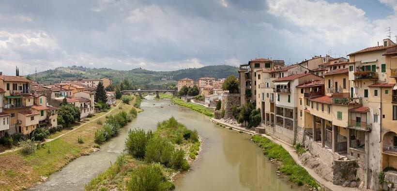 スタンダードルーム, Little Room Camera Indipendente Nella Torre