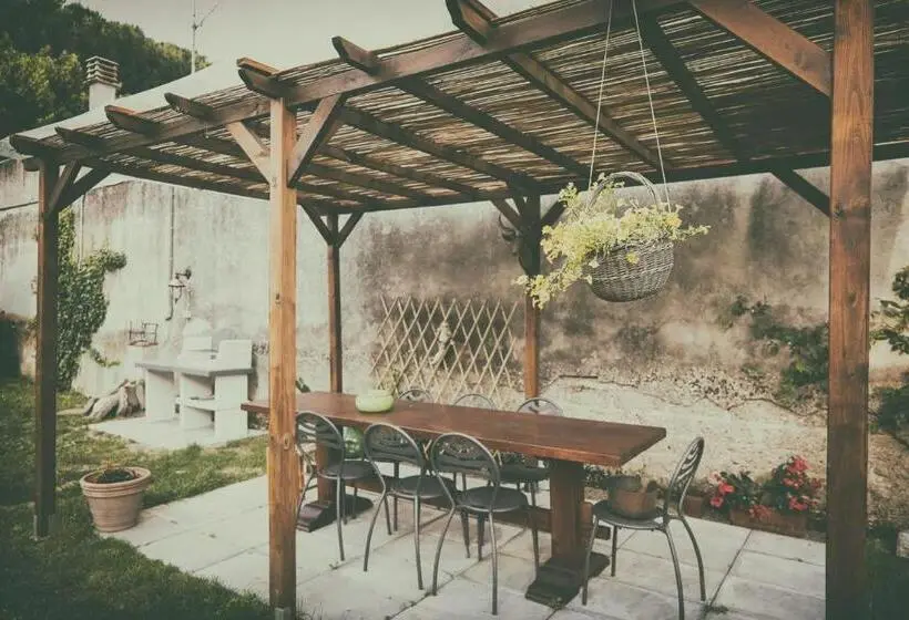 スタンダードルーム, Little Room   Camera Indipendente Nella Torre