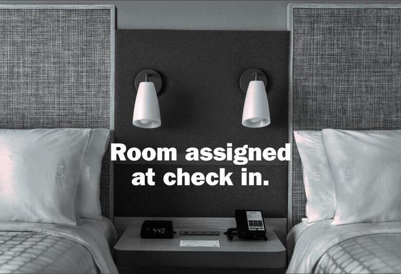 스탠다드 룸, Avid Hotel Midland By Ihg