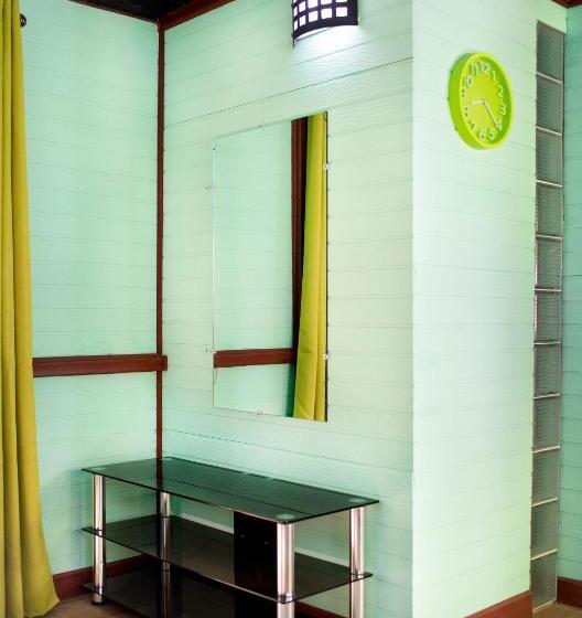 Номер Стандарт Трехместный, Coyote Rooms