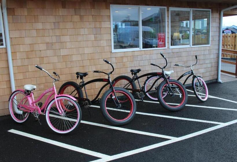 带皇后床的套间, Inn At The Sea