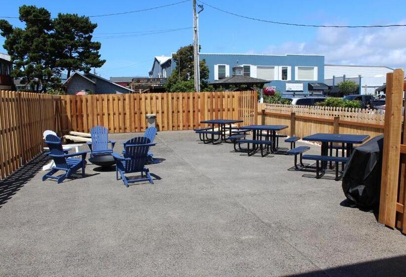 带皇后床的套间, Inn At The Sea