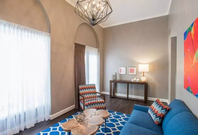 اتاق پرمیوم, Magnolia Hotel Omaha