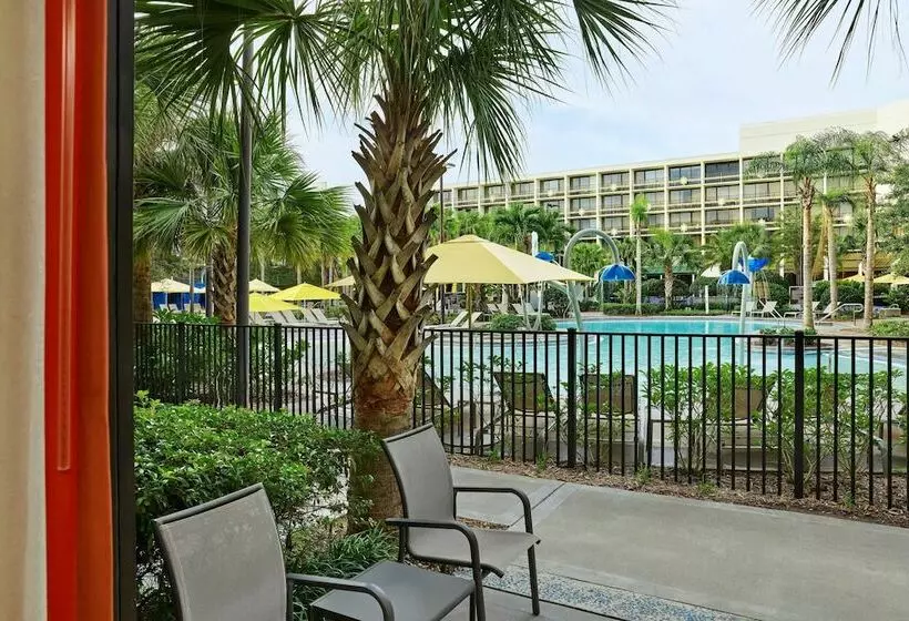 プールビューファミリールーム, Sheraton Orlando Lake Buena Vista Resort