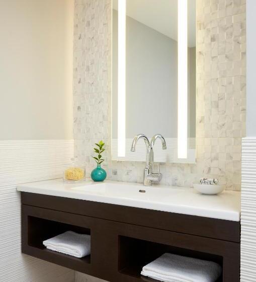 Quarto Estandar, The Royal Regency
