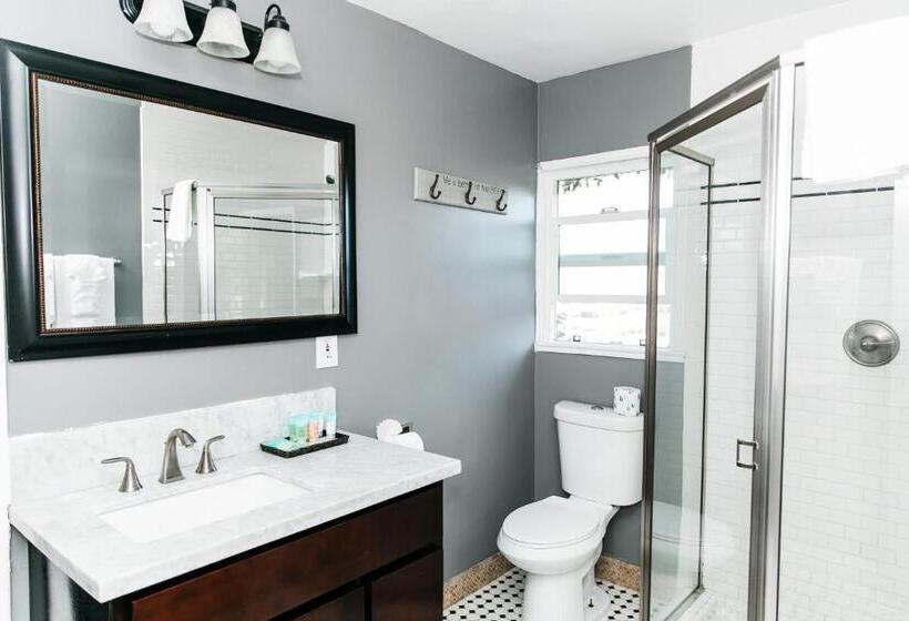 家庭套房, Laguna Cove