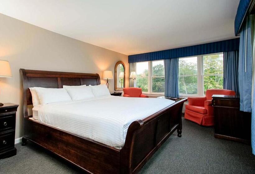 غرفة قياسية, The Shire Woodstock