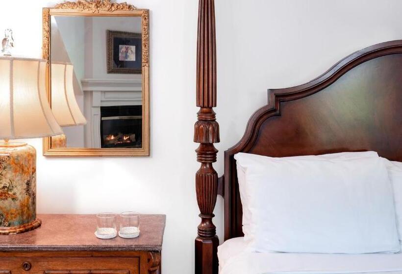 غرفة بريميوم, The Shire Woodstock