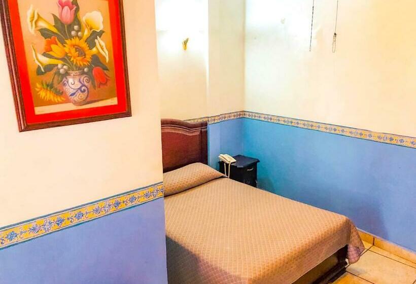 标准间, Real De Cortés