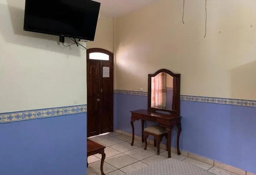 スーペリアールーム, Real De Cortés