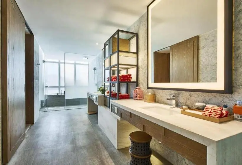 キングサイズベッドのスタンダードルーム, Crowne Plaza Ningbo Xiangshan Sea View, An Ihg