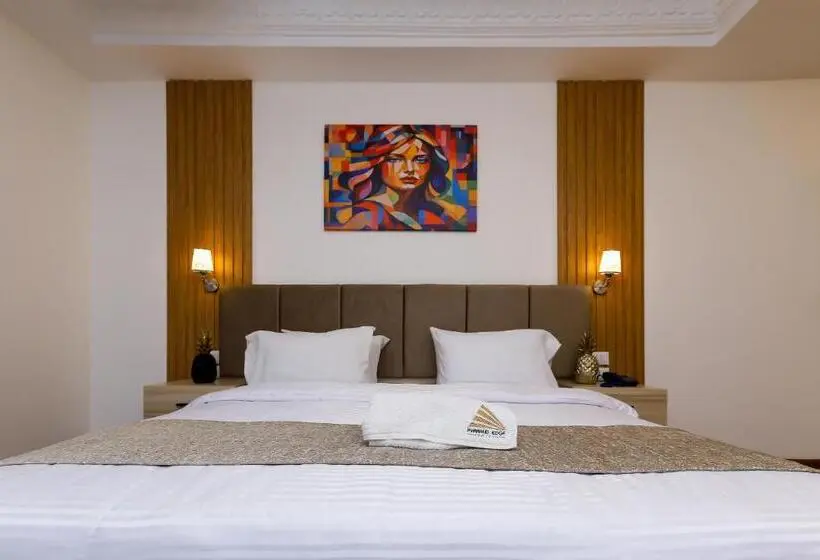 اتاق استاندارد, Pyramid Edge Hotel & Exclusive Pyramids View Rooftop