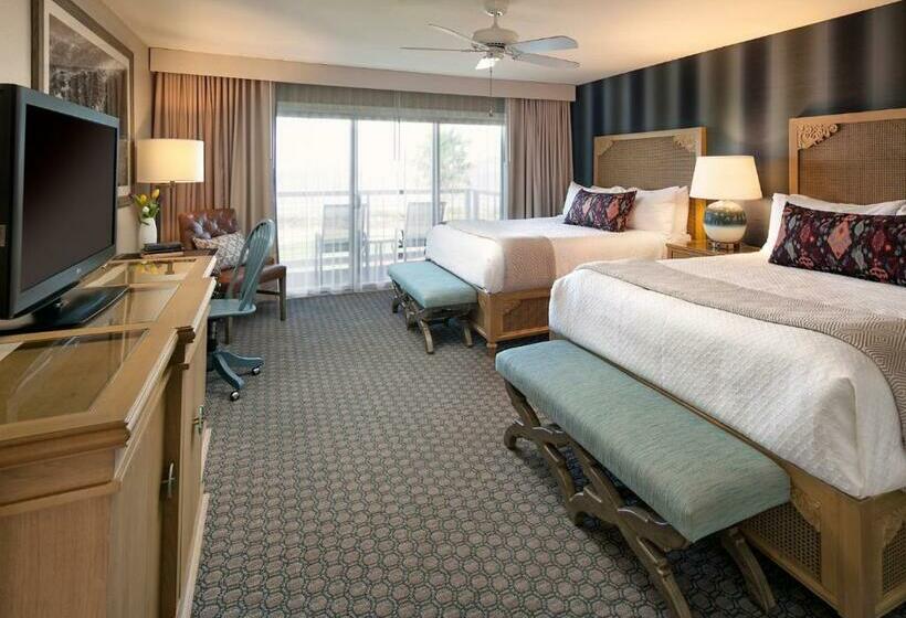 غرفة قياسية, Spyglass Inn