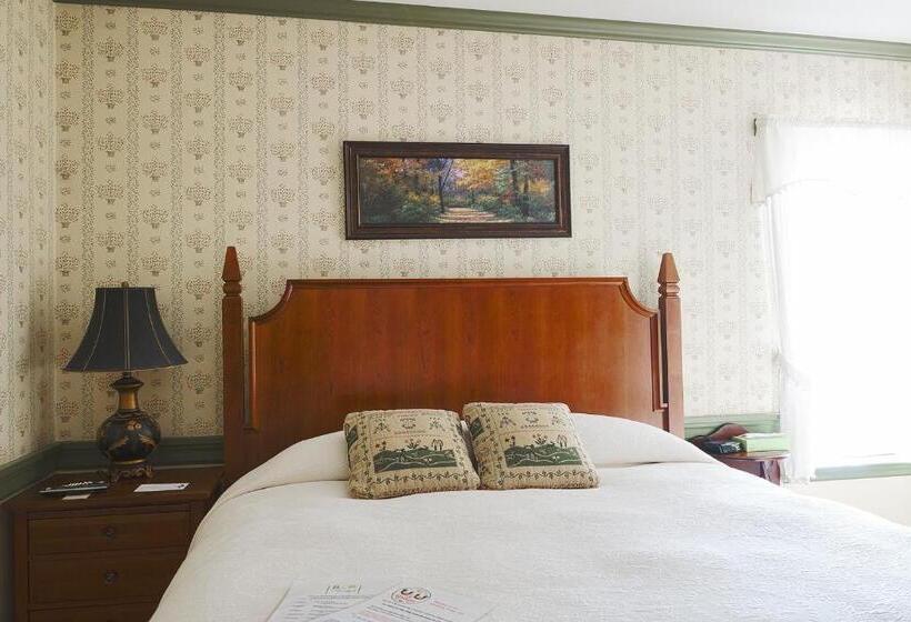 디럭스 4인 룸, Strasburg Village Inn