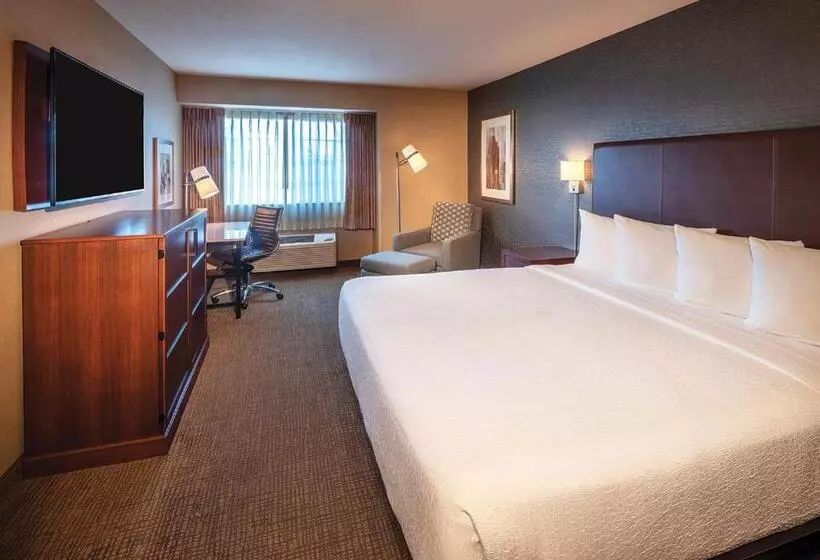 キングサイズベッドのスタンダードルーム, Silver Cloud Hotel   Portland