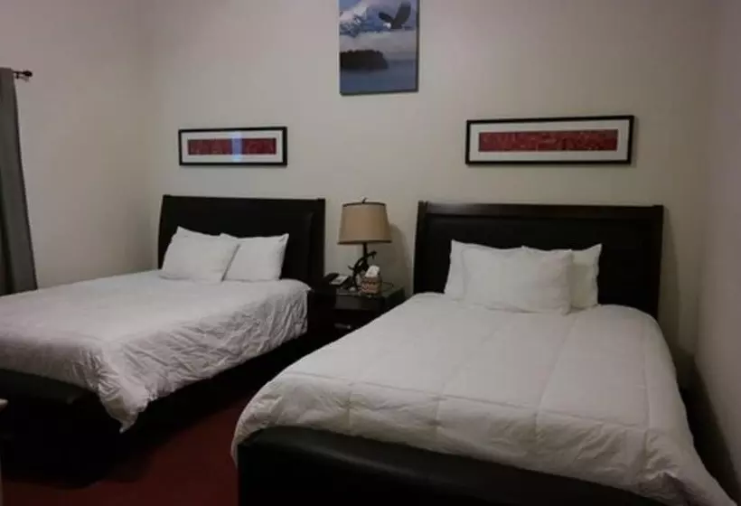 Deluxe Room Mountain View, Sitka Hotel And Restaurant