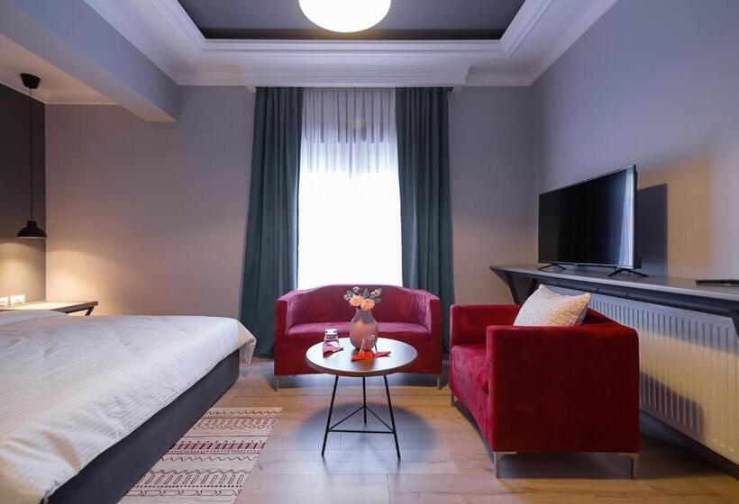 غرفة قياسية مزوَّدة بشُرفة, Barba Boutique