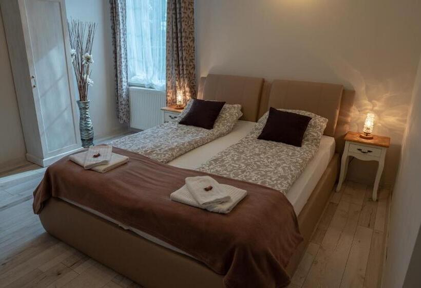 آپارتمان 2 خوابه, F57 Frankó Családi Panzió