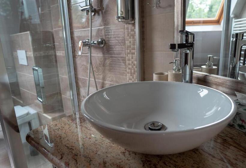 اتاق استاندارد, F57 Frankó Családi Panzió