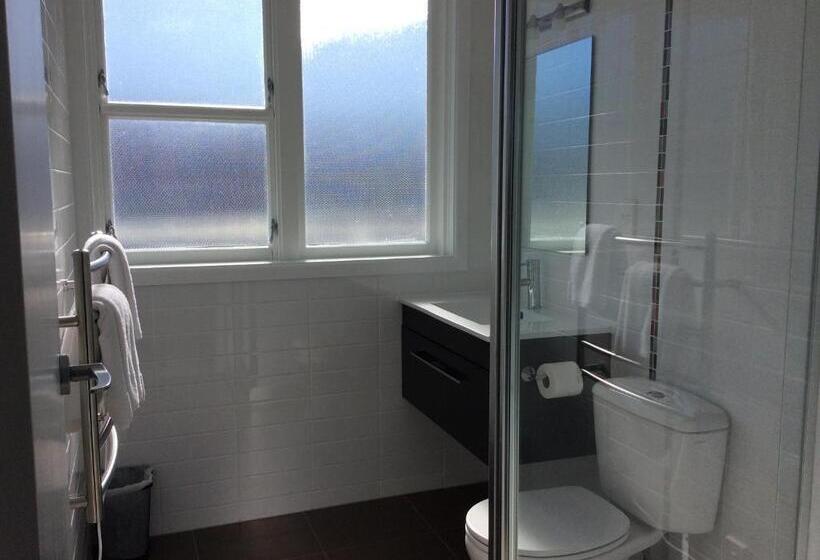 סוויטת פנטהאוז, Capital View Motor Inn