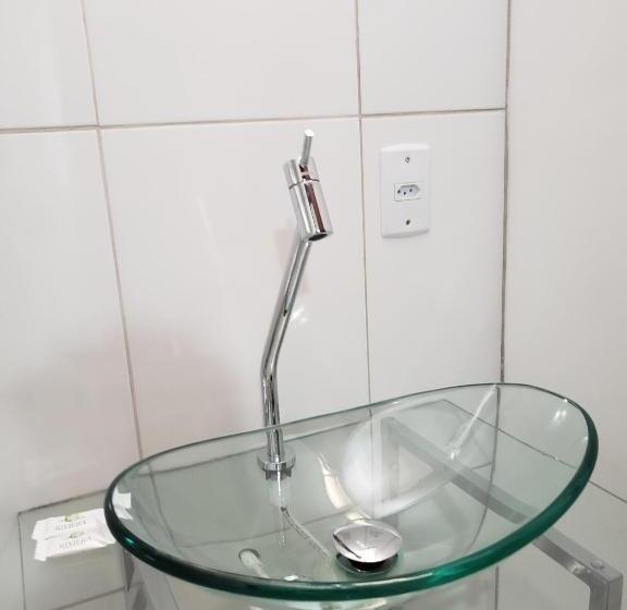 חדר סטנדרט, Executive Plaza