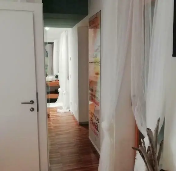 デラックスルーム, B&b Marnaecalcare