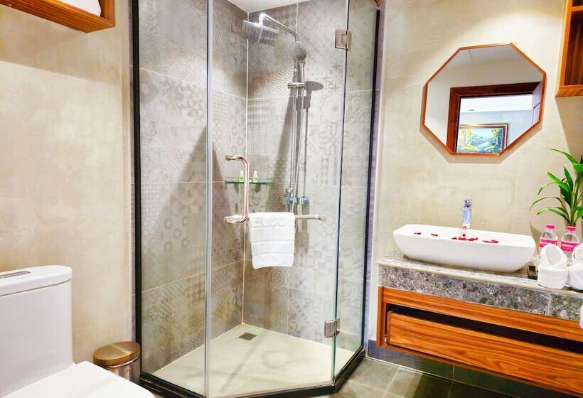 Deluxe-huone, Le Botum