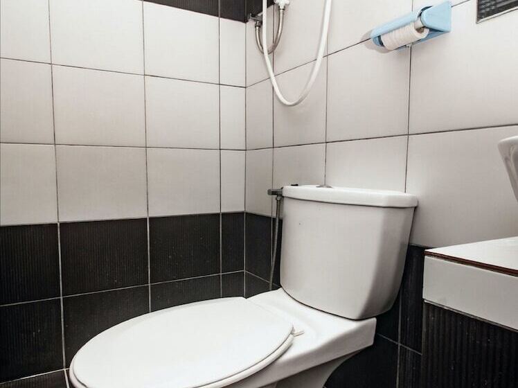 חדר דלוקס לשלושה, Oyo 89885 Nice Stay Three Six Five Services