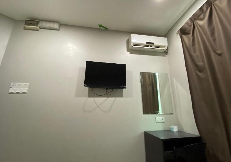 חדר דלוקס לשלושה, Oyo 89885 Nice Stay Three Six Five Services