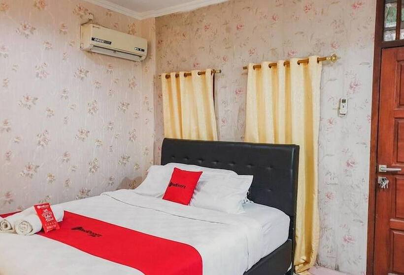 套房, Reddoorz Plus Near Trans Studio Cibubur 2