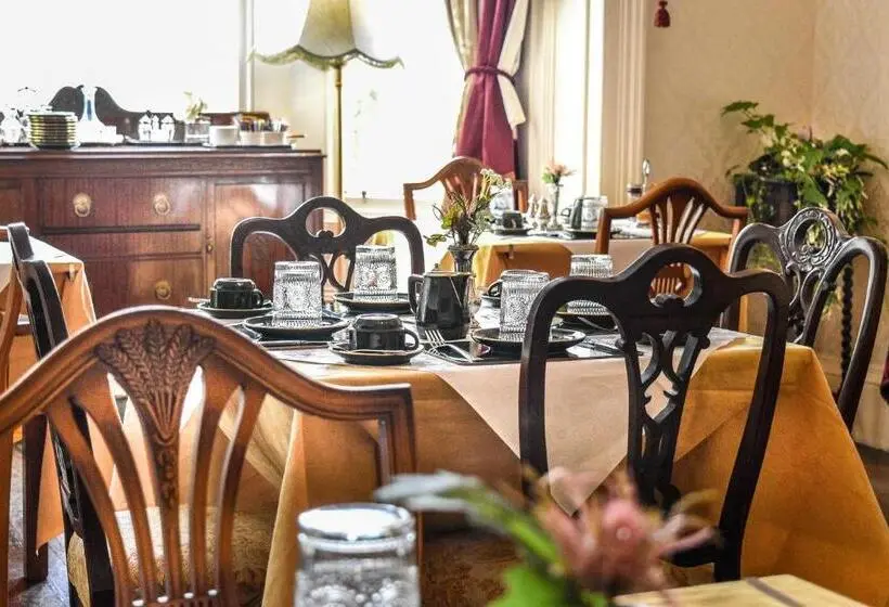 デラックスルーム, Heatherlie House