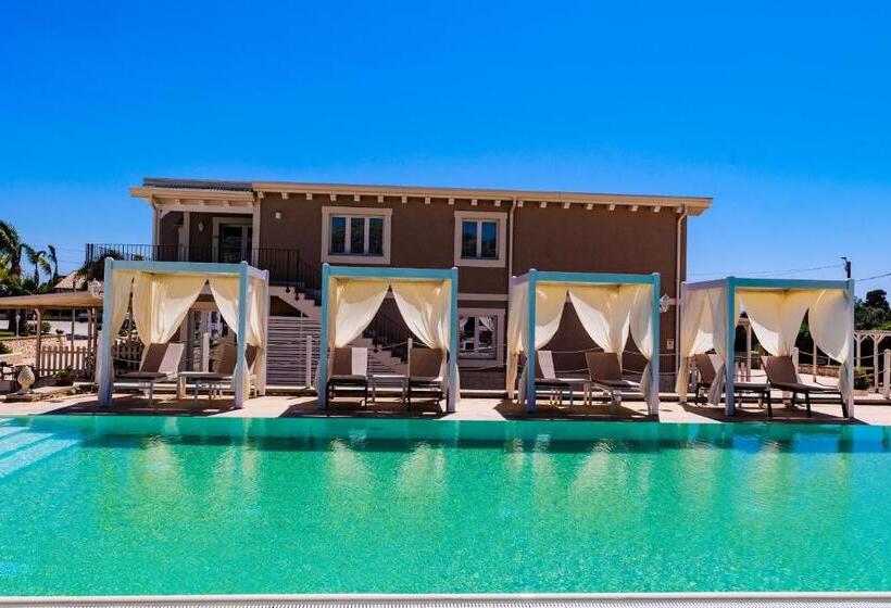 컴포트 트리플 룸, Tramonto Ibleo Resort