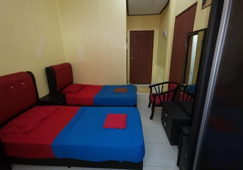 Номер Стандарт Трехместный, Oyo 89819 Raz  Kelulut