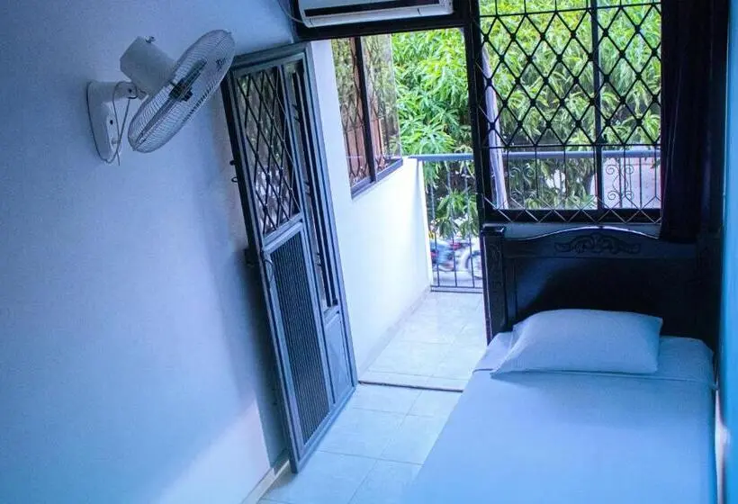 اتاق استاندارد یک تخته با بالکن, Casa Hostal Rico Vacile
