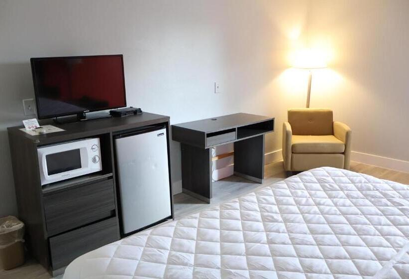 غرفة ديلوكس سرير كينج, Namaste Inn & Suites Dawsonville